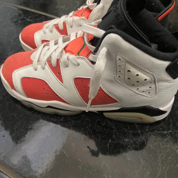 Retro 6 Air Jordan Gatorade - Picture 2 of 9